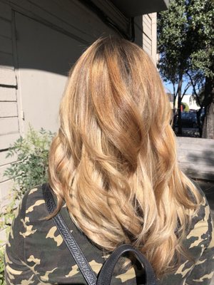 Privado Hair Design